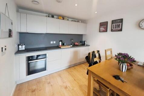 Kitchen/ Dining room