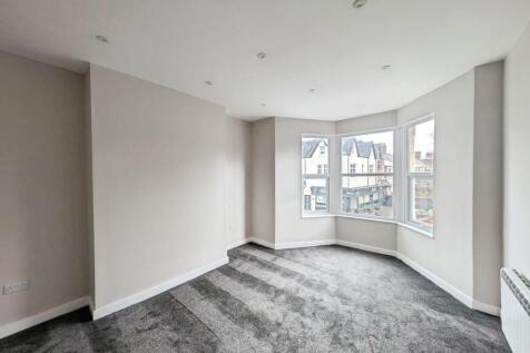 pbox-bedroom-334294.jpg
