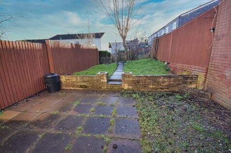 Rear Garden (1)