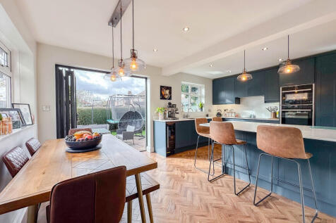 Kitchen 3