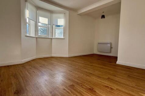 Lounge / dining room