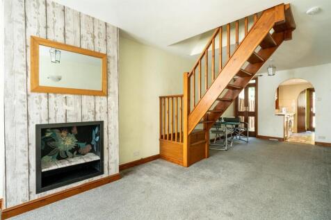 Lounge/ Dining Room
