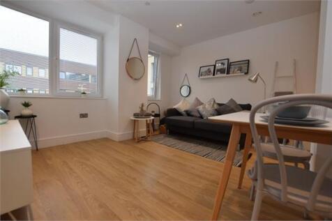 Living Room.jpg