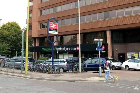 watford-junction-hoss-web-landscape.jpg