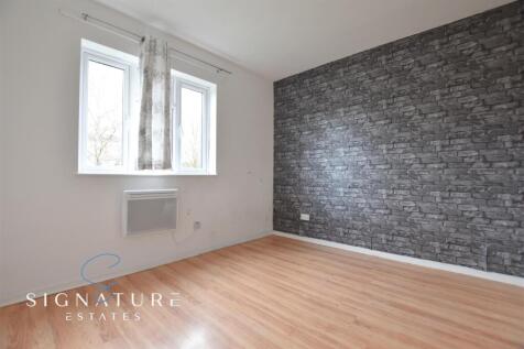 Second Bedroom (1).jpg