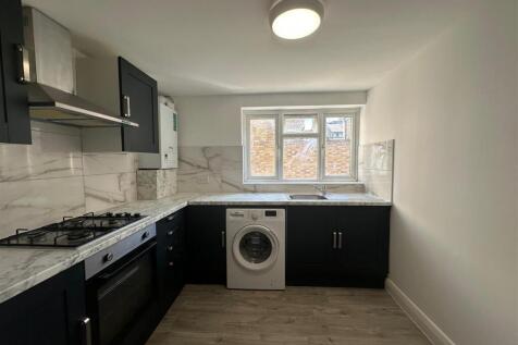kitchen 2.JPG