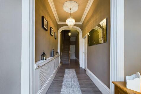 hallway.jpg