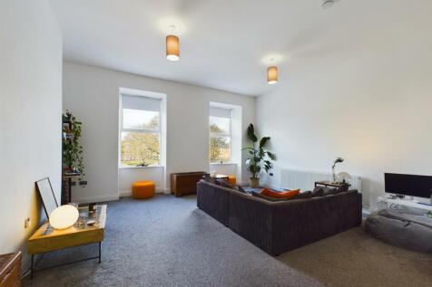 lounge 3.jpg