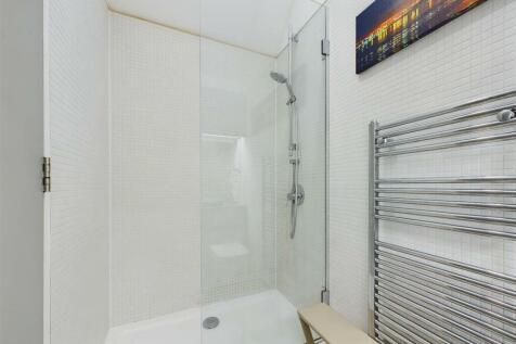 ensuite 2 2.jpg