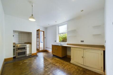 Kitchen 3.jpg