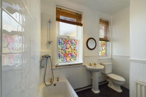 Bath 3.jpg