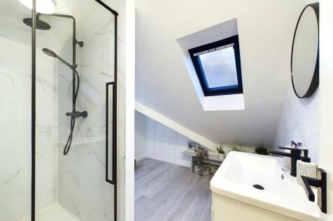 Shower Room 9.jpg
