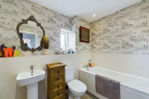 Bath 2.jpg