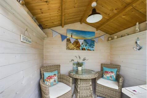 summerhouse 2.jpg