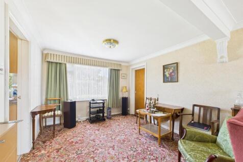 lounge 3.jpg