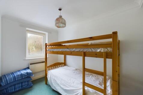 bed 3.jpg