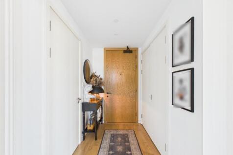 hallway.jpg