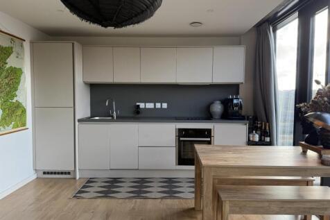 kitchen 2.jpg