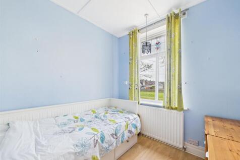 bed 3.jpg