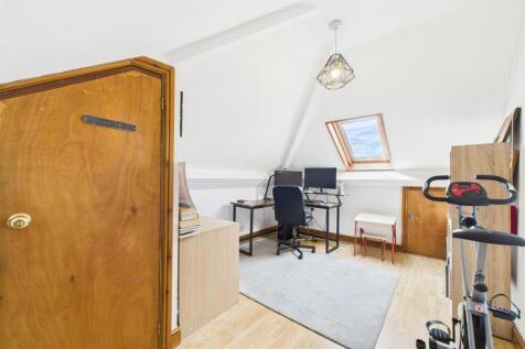 Loft 1.jpg