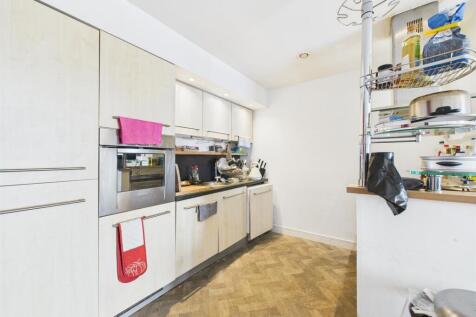 Kitchen 3.jpg