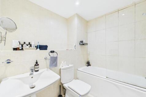Bath 1.jpg