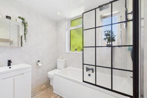 Bath 4.jpg