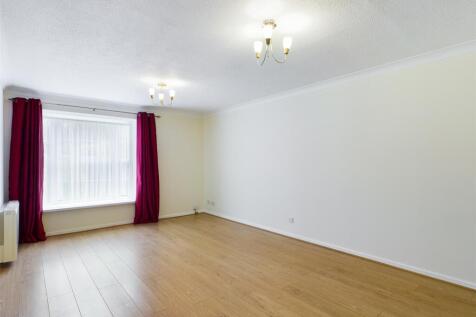 lounge 1.jpg
