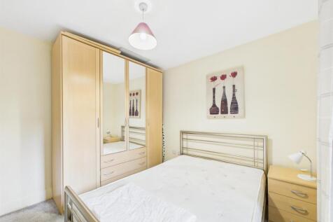 Bedroom two 2.jpg