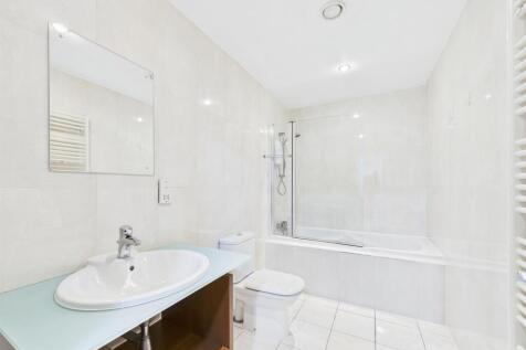 Bathroom.jpg