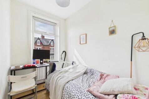 bed 3.jpg
