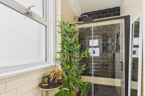shower 1.jpg