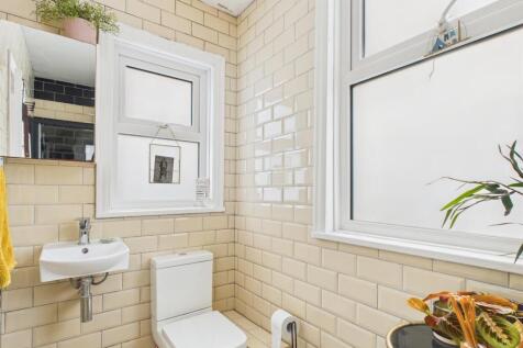 shower 2.jpg