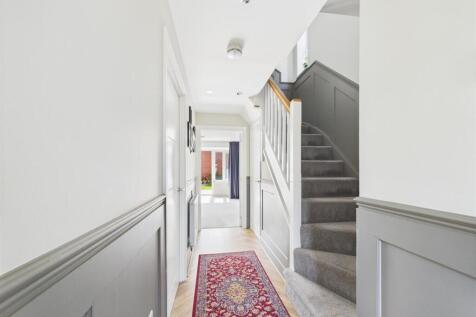 hallway.jpg
