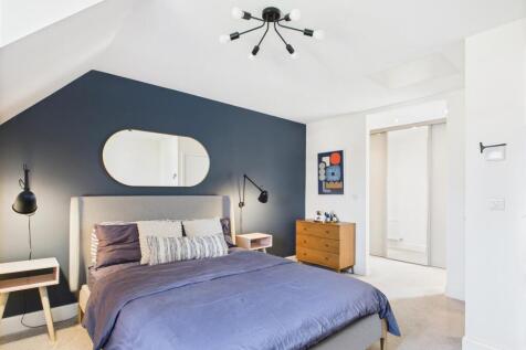 bed 1 2.jpg