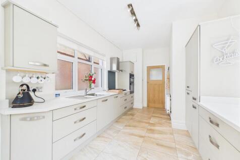 Kitchen 7.jpg