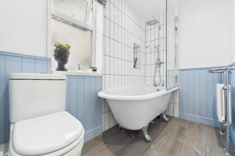 Bath 1.jpg