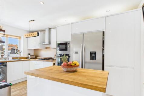 Kitchen.jpg