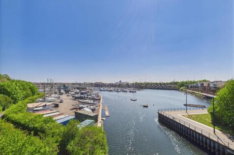 Royal Quays marina.jpg