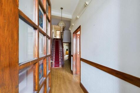 Hall 2.jpg