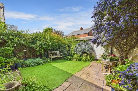 Garden 1.jpg