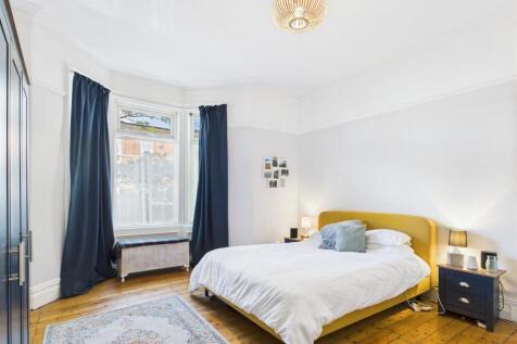 Bedroom.jpg