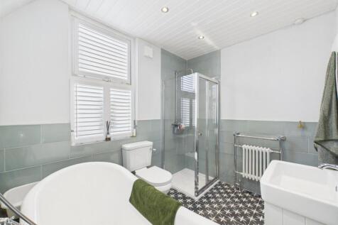 Bath 3.jpg