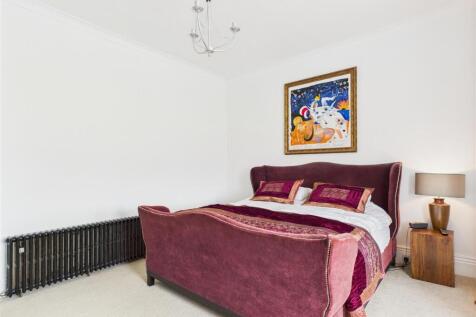 bed 1 2.jpg