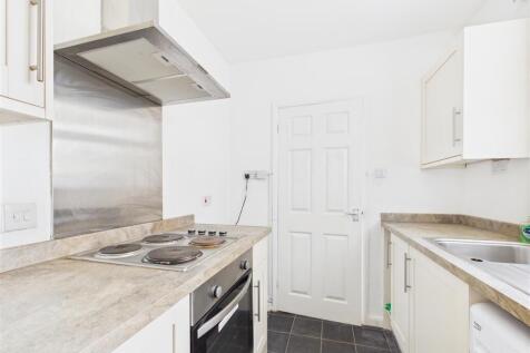 Kitchen 2.jpg
