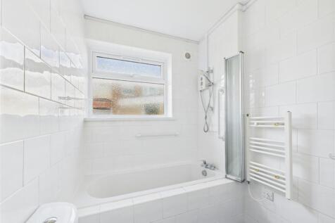 Bathroom.jpg