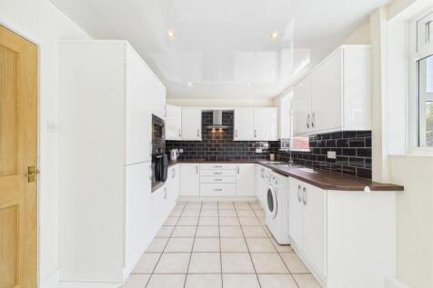 Kitchen 3.jpg