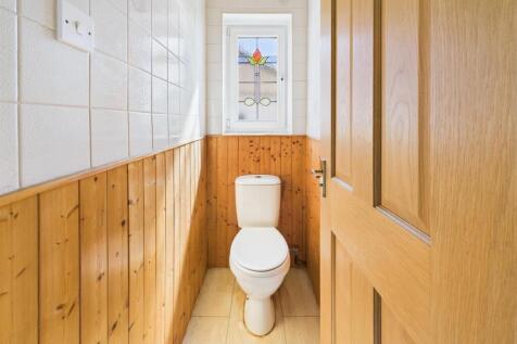 Up WC 2.jpg