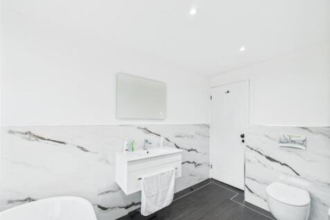 bath 2.jpg