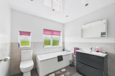 bath 1.jpg